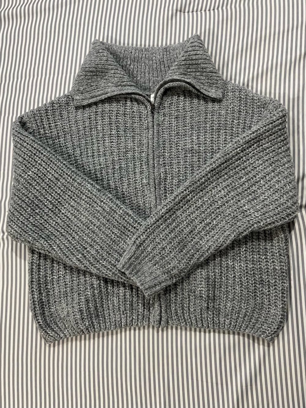 H&M Chunky Knit Grey Zip-Up Sweater